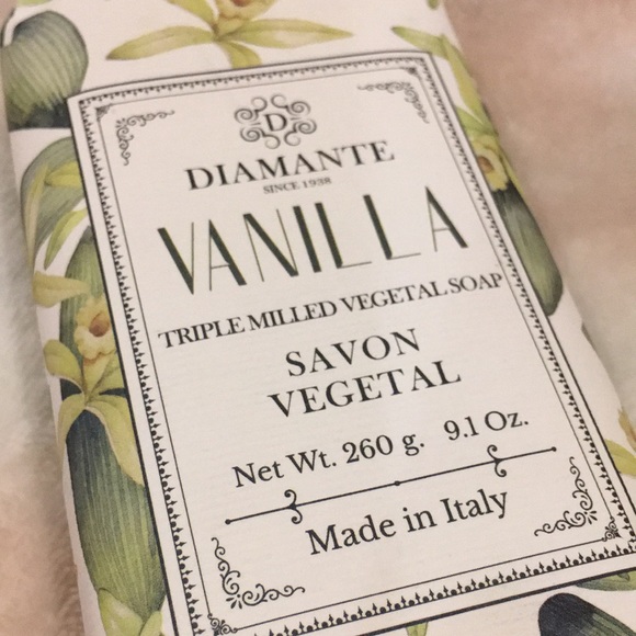 Diamante Vanilla Scented Tripple Milled Vegitable Soap Made in Italy NWT 9.1 oz - Picture 14 of 15